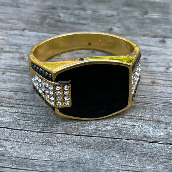 Men Ring Fashion Gold Tone Black Faux Stone Crystal Accent Men Jewelry Size 13 - Picture 11 of 11